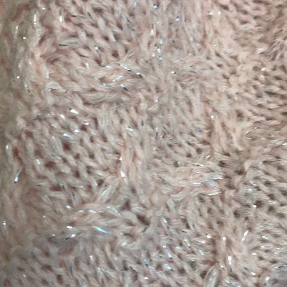 H & M pink sweater - Picture 5 of 7